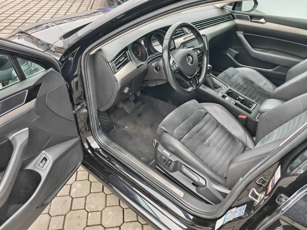 Volkswagen Passat Variant Highline 2,0TDi / 110kW