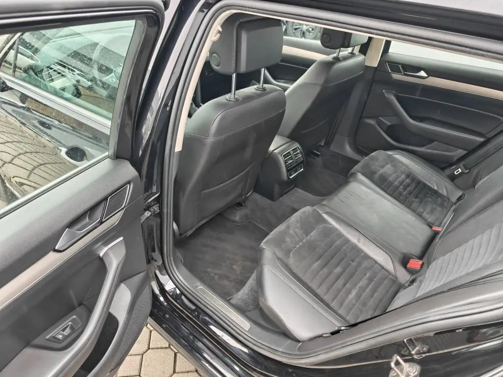 Volkswagen Passat Variant Highline 2,0TDi / 110kW