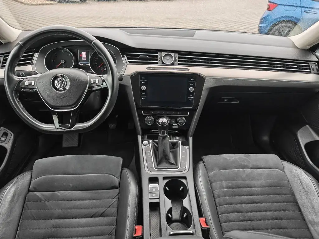 Volkswagen Passat Variant Highline 2,0TDi / 110kW