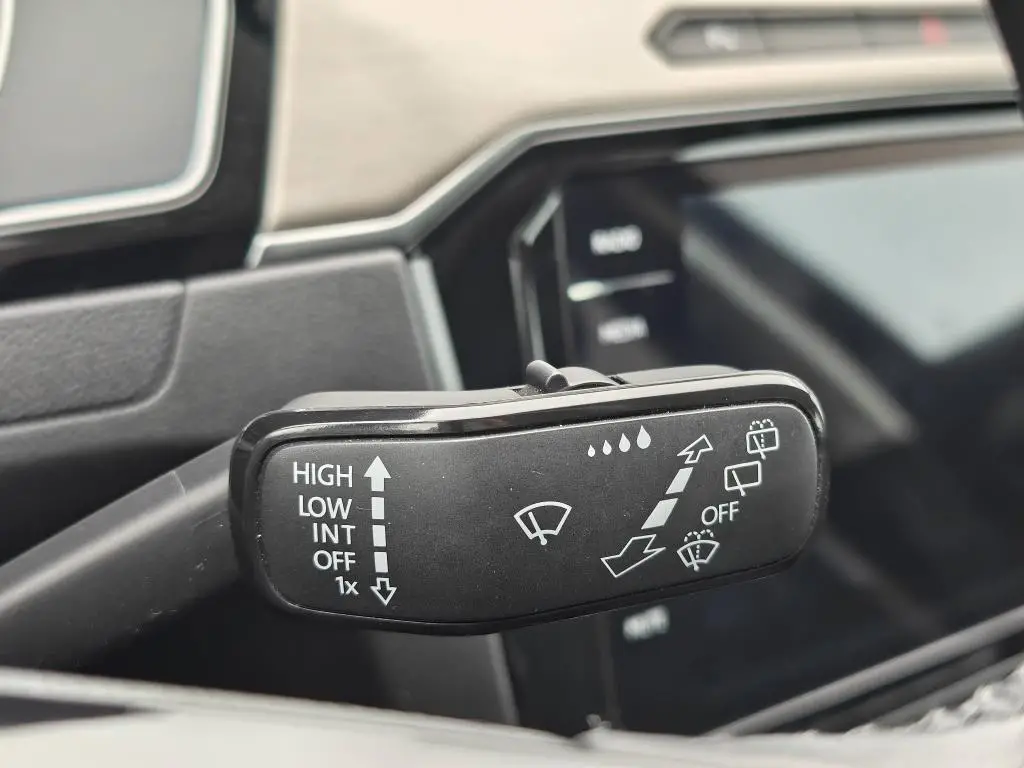 Volkswagen Passat Variant Highline 2,0TDi / 110kW