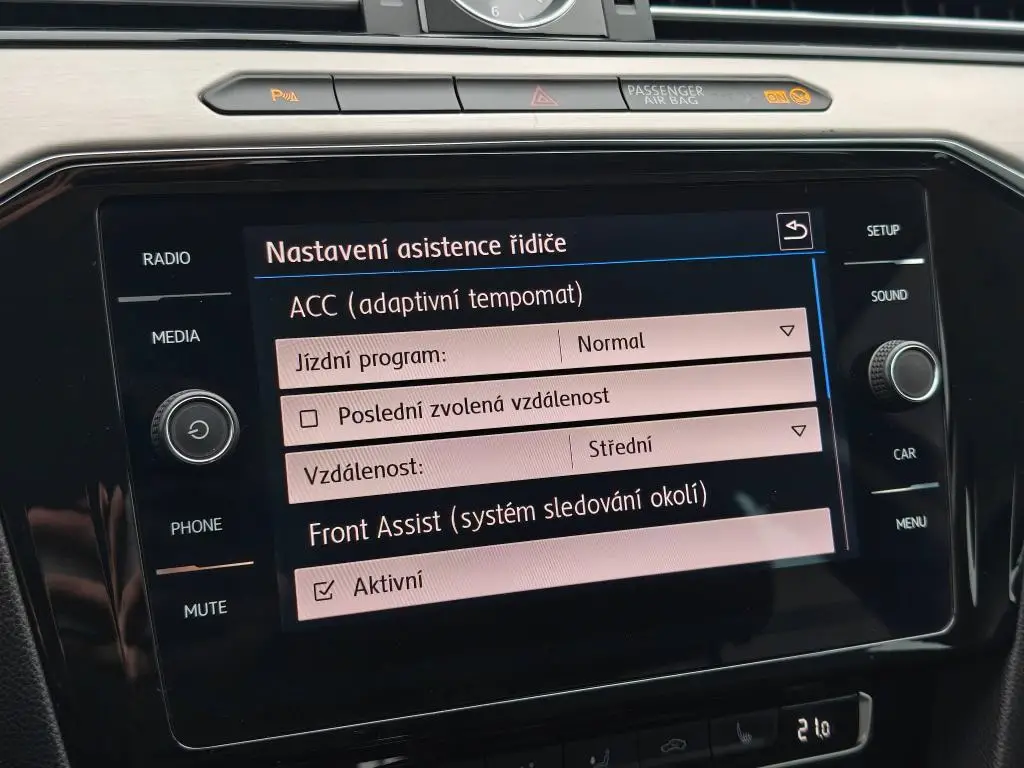 Volkswagen Passat Variant Highline 2,0TDi / 110kW