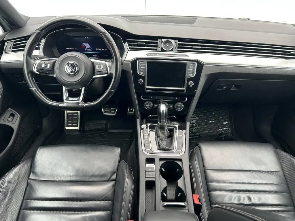 Volkswagen Passat Variant Highline R-line DSG 4MOTION 2,0TDI / 176kW