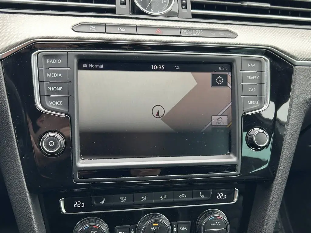 Volkswagen Passat Variant Highline R-line DSG 4MOTION 2,0TDI / 176kW