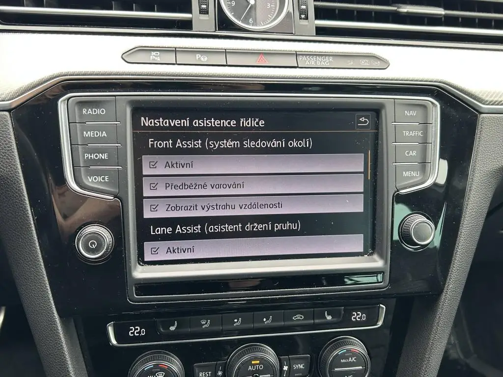 Volkswagen Passat Variant Highline R-line DSG 4MOTION 2,0TDI / 176kW