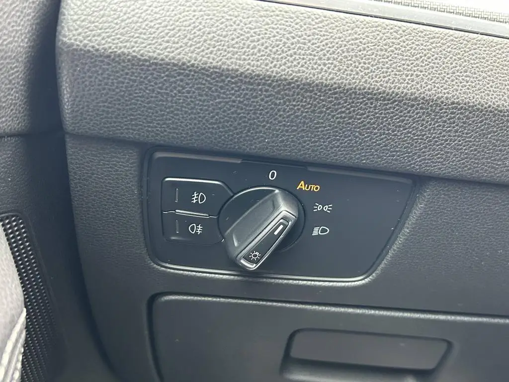 Volkswagen Passat Variant Highline R-line DSG 4MOTION 2,0TDI / 176kW