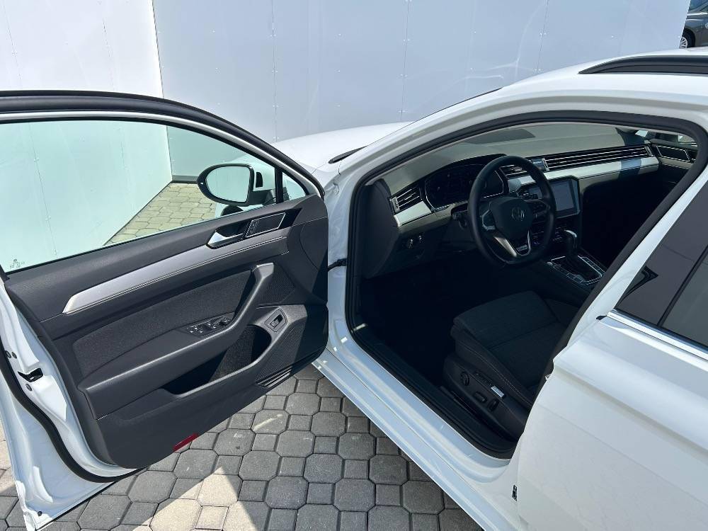Volkswagen Passat Variant Business 2,0 TDI 4M DSG  / 147kW