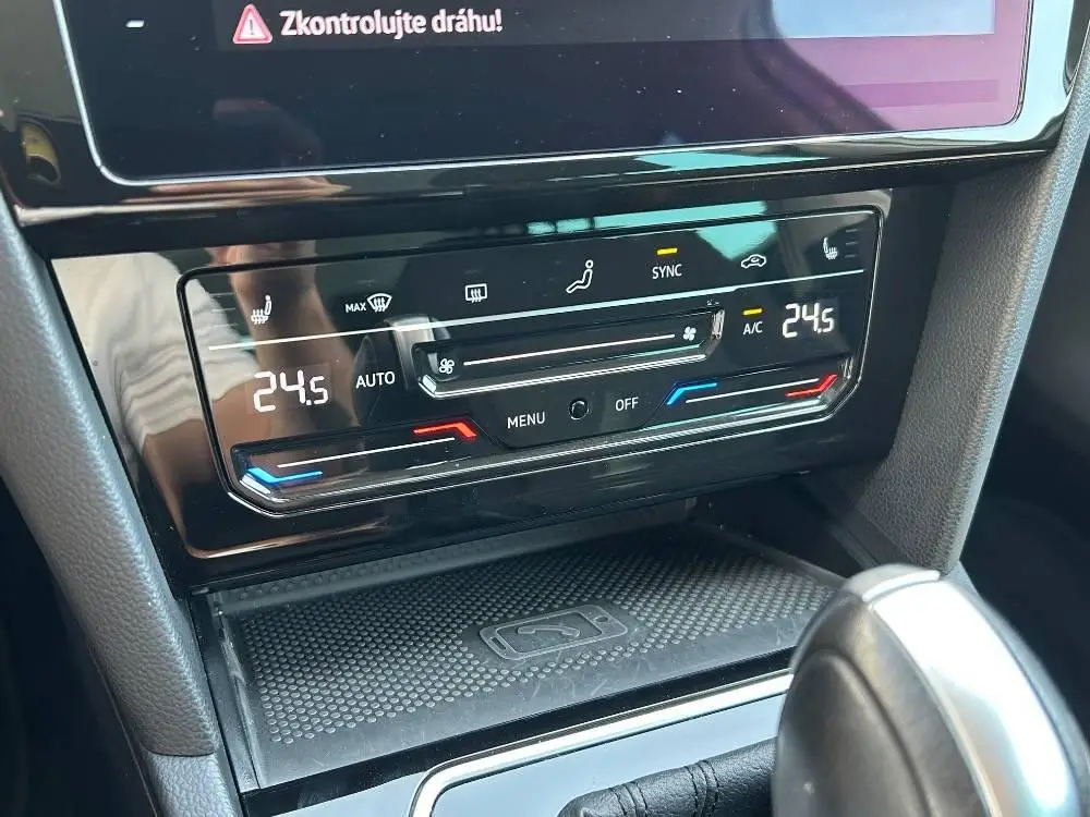Volkswagen Passat Variant Passat Var. DTUA / 147kW