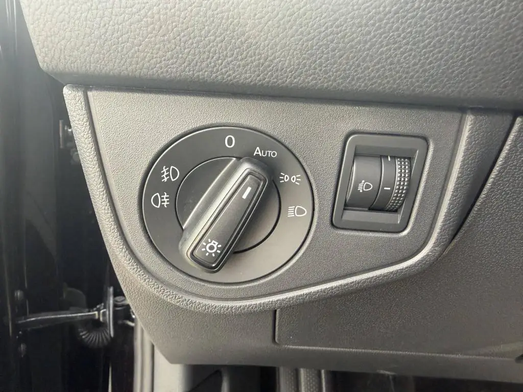 Volkswagen Polo People 5G 1,0TSi / 70kW