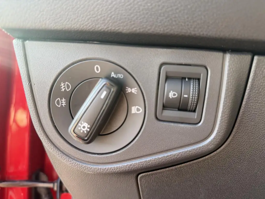 Volkswagen Polo People 5G 1,0TSi / 70kW