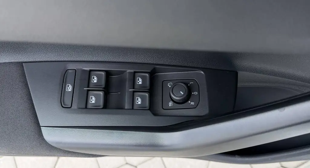 Volkswagen Polo People 5G 1,0TSi / 70kW