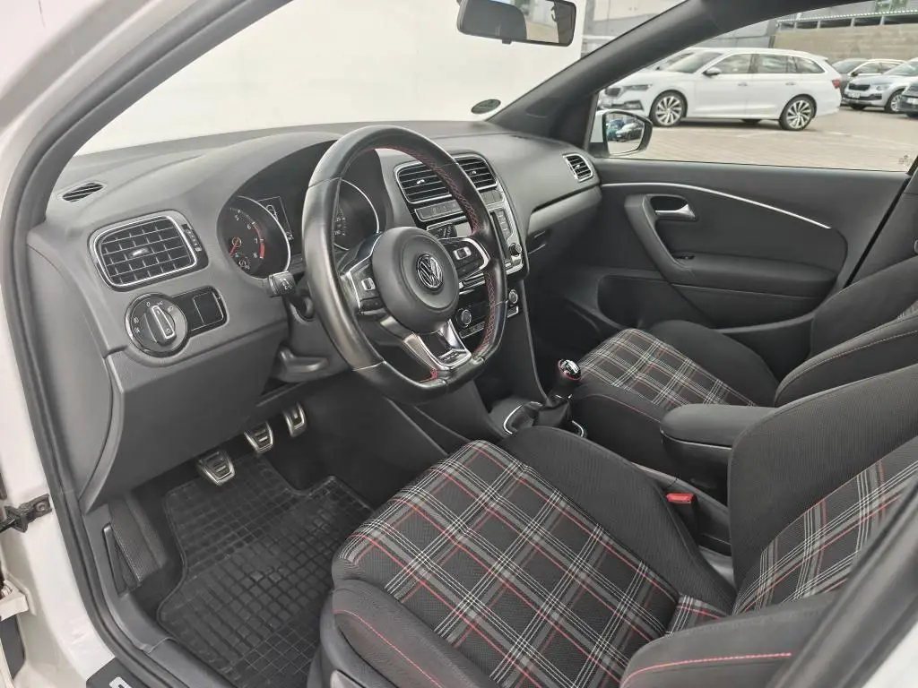 Volkswagen Polo Polo GTI 1,8 TSI 141 kW 6MP 1,8 TSI / 141kW