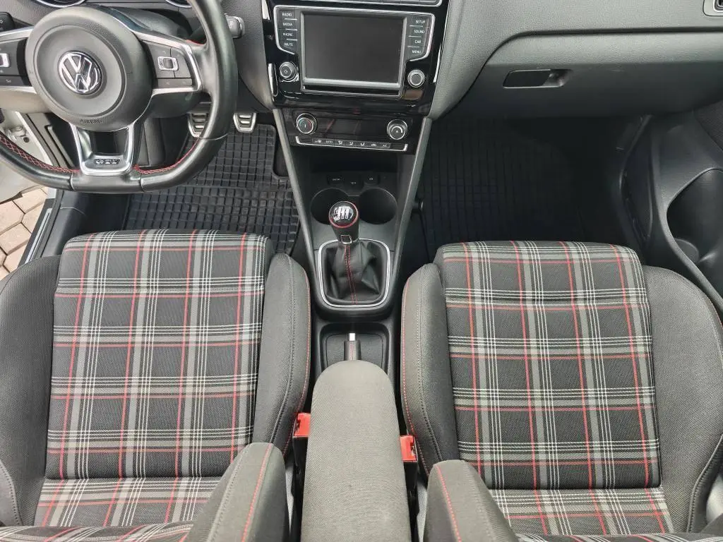Volkswagen Polo Polo GTI 1,8 TSI 141 kW 6MP 1,8 TSI / 141kW