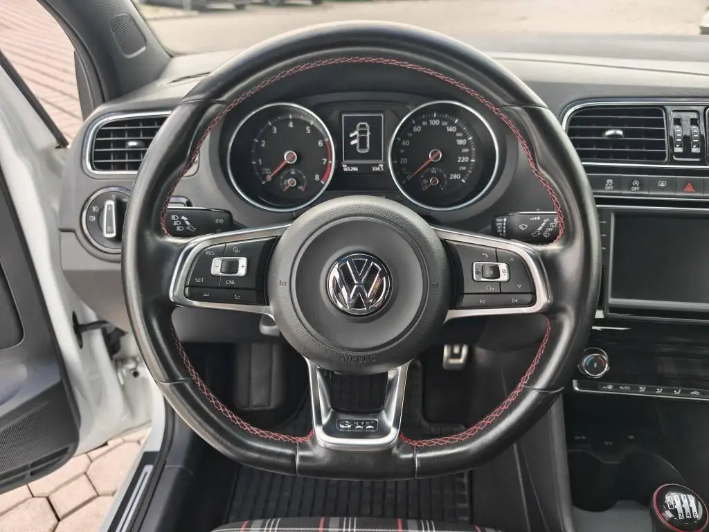 Volkswagen Polo Polo GTI 1,8 TSI 141 kW 6MP 1,8 TSI / 141kW