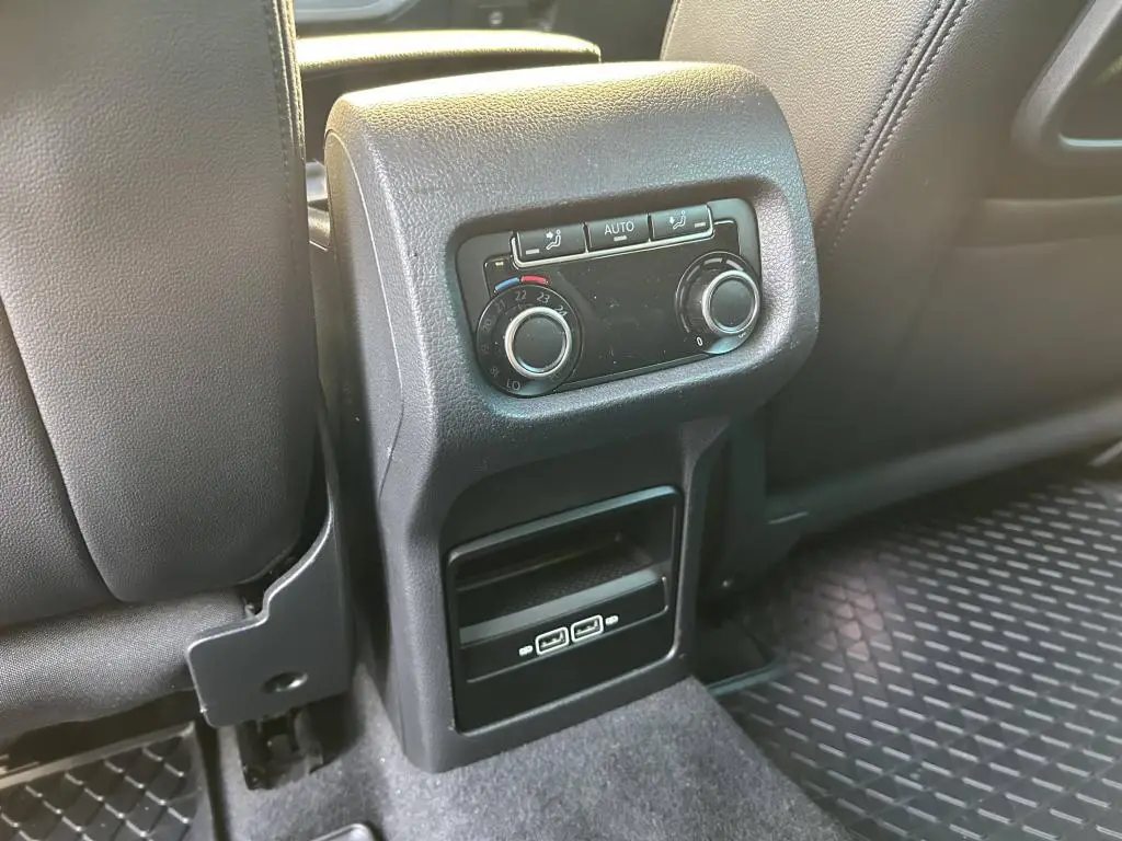 Volkswagen Sharan Highline 4Motion 7DSG 2,0TDI / 130kW