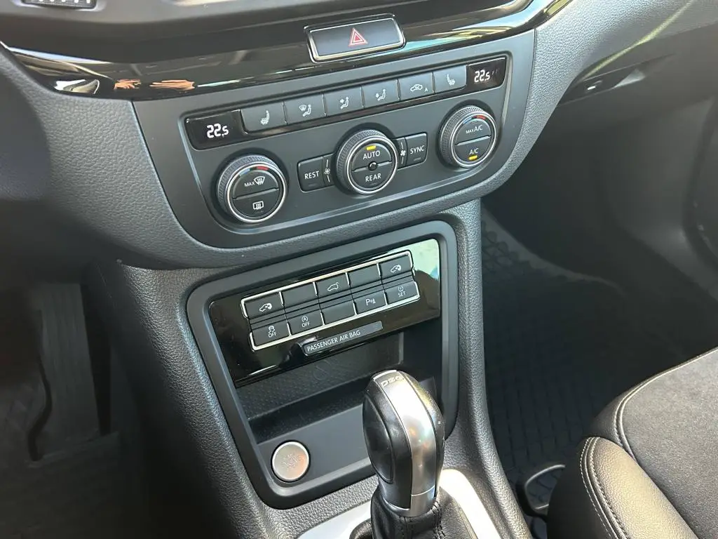 Volkswagen Sharan Highline 4Motion 7DSG 2,0TDI / 130kW