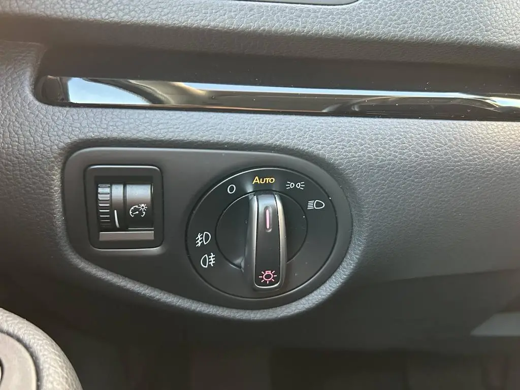 Volkswagen Sharan Highline 4Motion 7DSG 2,0TDI / 130kW