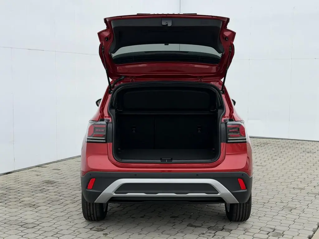 Volkswagen T-Cross Friends 7DSG 1,0TSI / 85kW