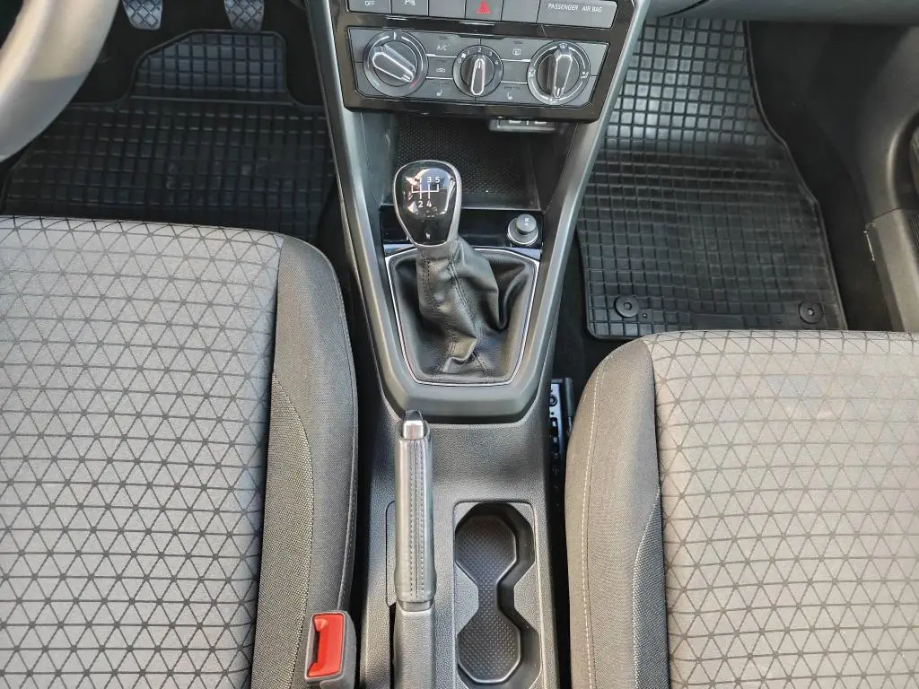 Volkswagen T-Cross Life 5G 1,0TSi / 70kW