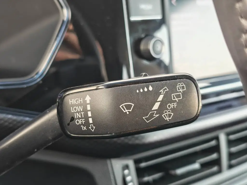 Volkswagen T-Cross Life 5G 1,0TSi / 70kW