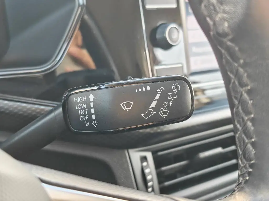 Volkswagen T-Cross Life 5G 1,0TSi / 70kW