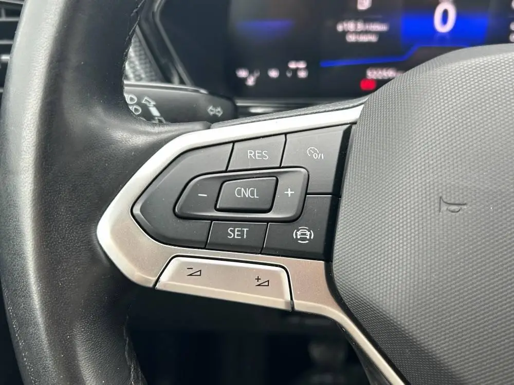 Volkswagen T-Cross Life 5G 1,0TSi / 70kW