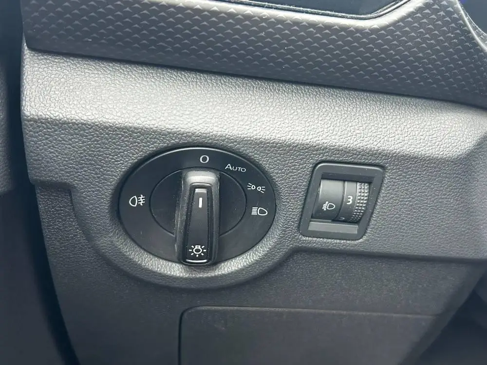 Volkswagen T-Cross Life 5G 1,0TSi / 70kW