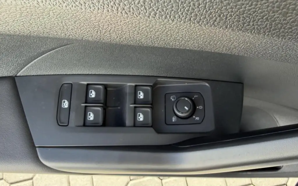 Volkswagen T-Cross People 5G 1,0TSI / 70kW