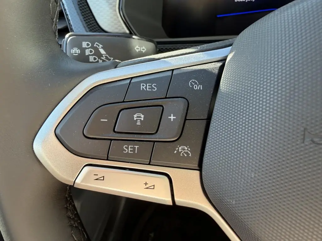 Volkswagen T-Cross People 5G 1,0TSI / 70kW