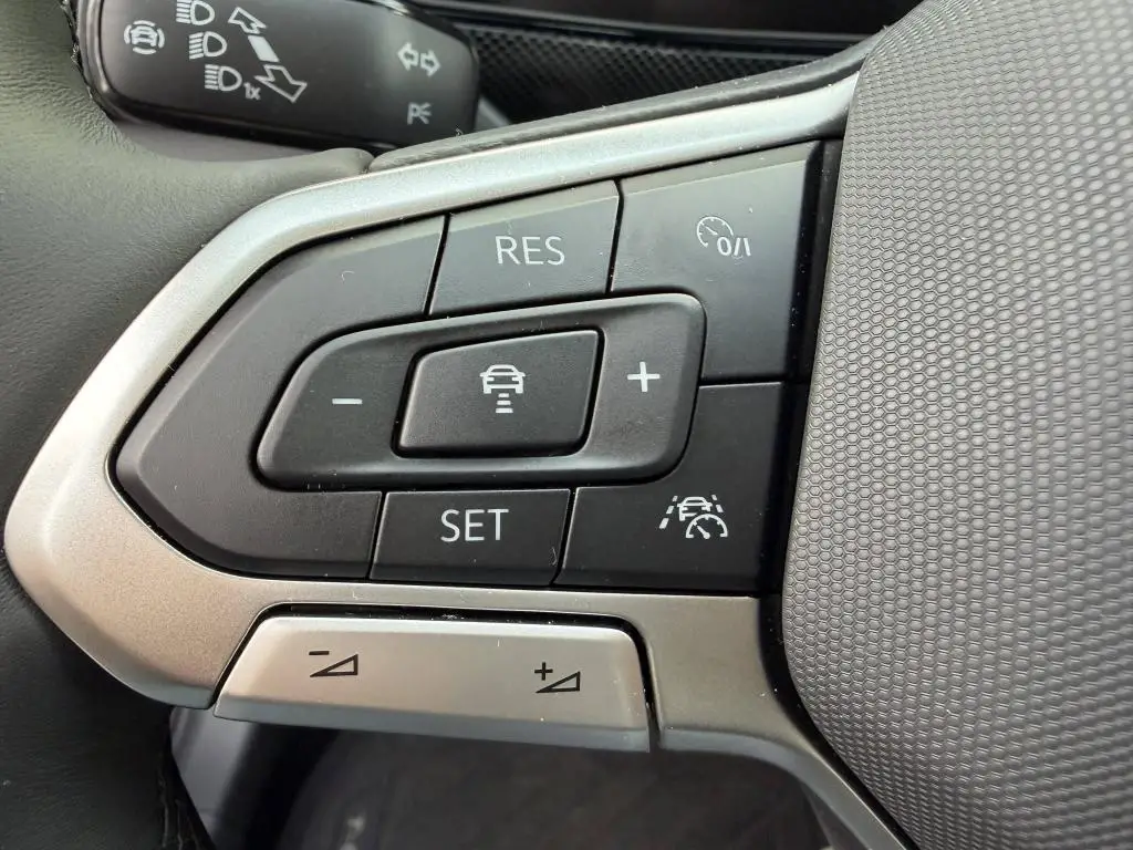 Volkswagen T-Cross People 5G 1,0TSI / 70kW