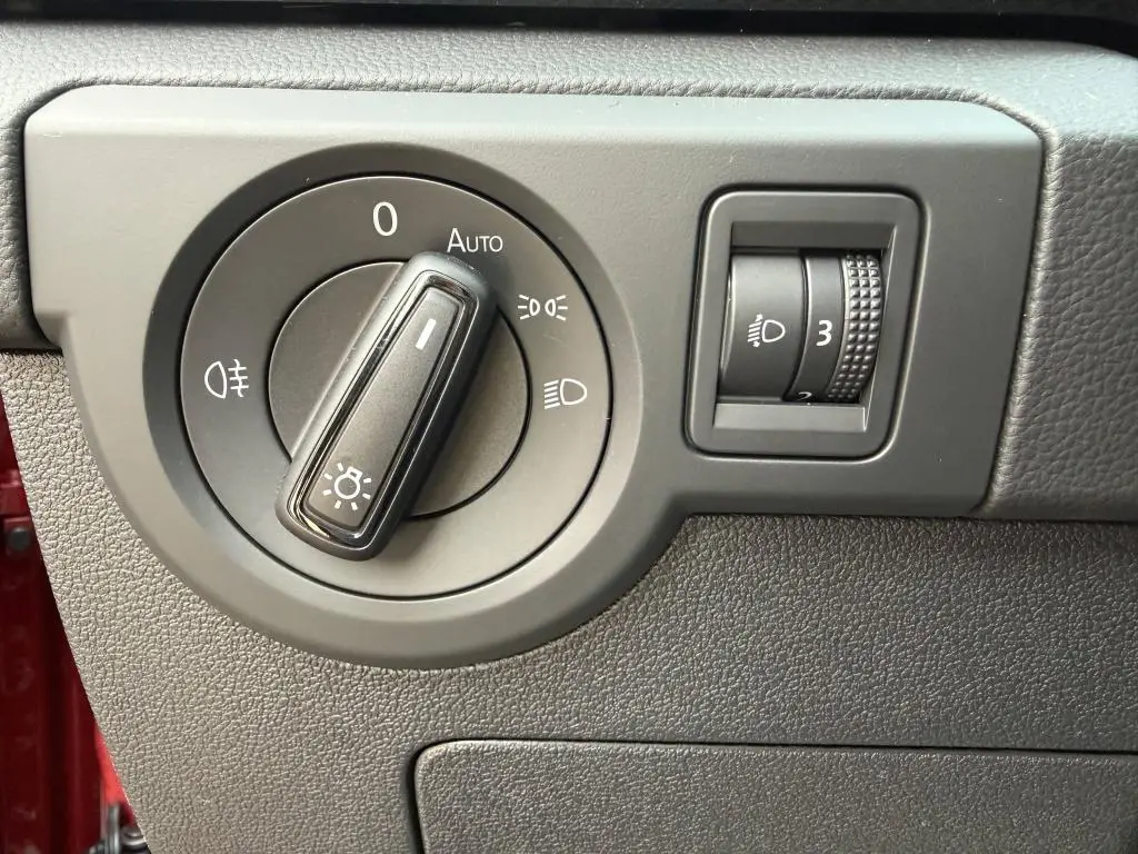 Volkswagen T-Cross People 5G 1,0TSI / 70kW