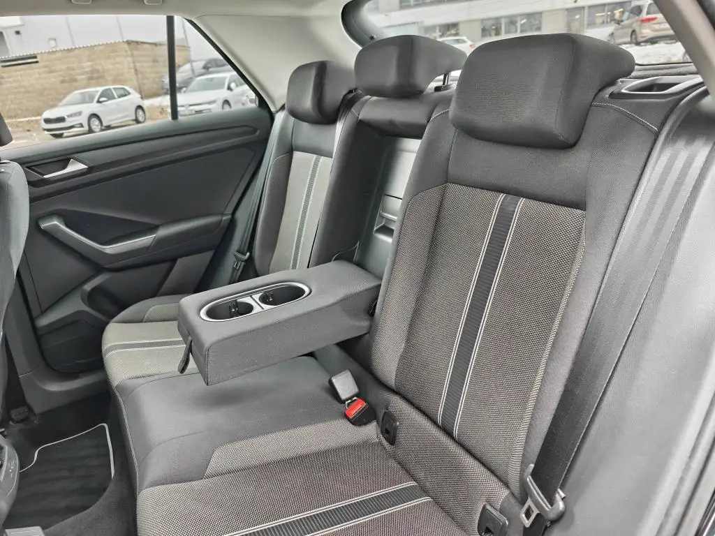 Volkswagen T-Roc Design 7DSG 1,5TSI / 110kW