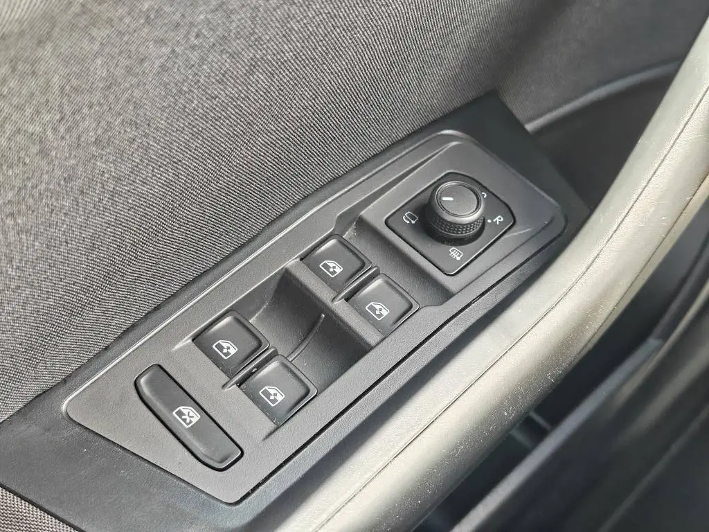 Volkswagen T-Roc Life 6G 1,0TSI / 81kW