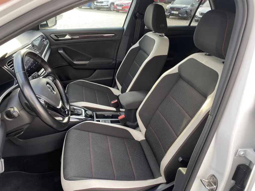 Volkswagen T-Roc Sport DSG 4M 2.0TSI / 140kW