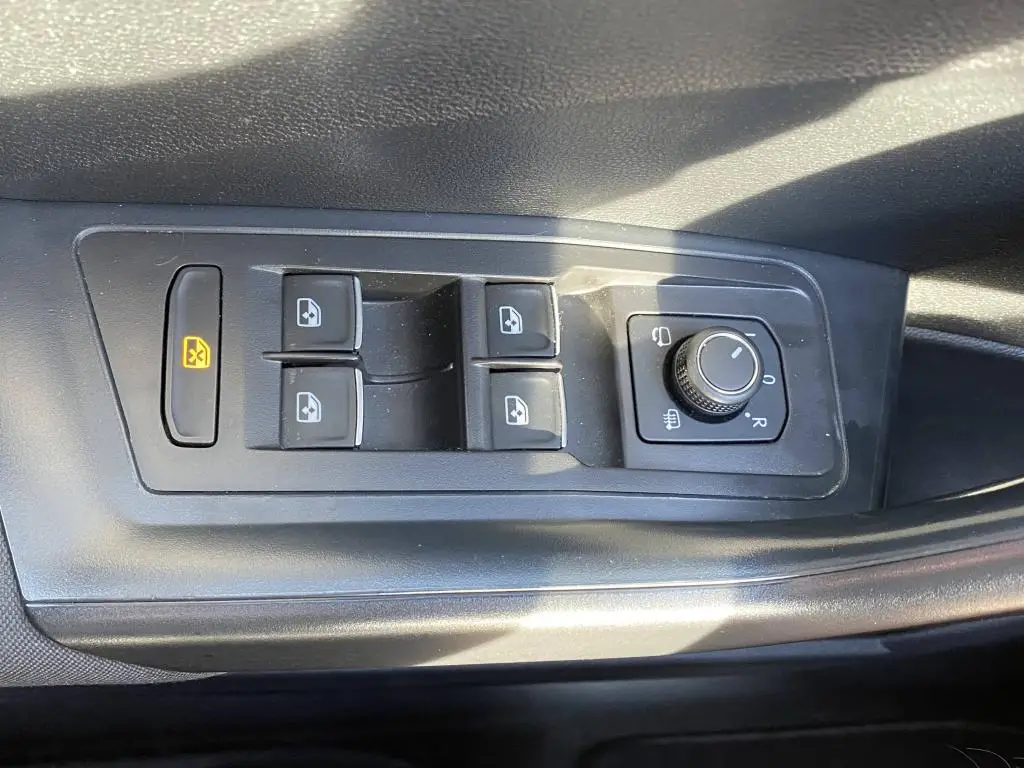 Volkswagen T-Roc Sport DSG 4M 2.0TSI / 140kW
