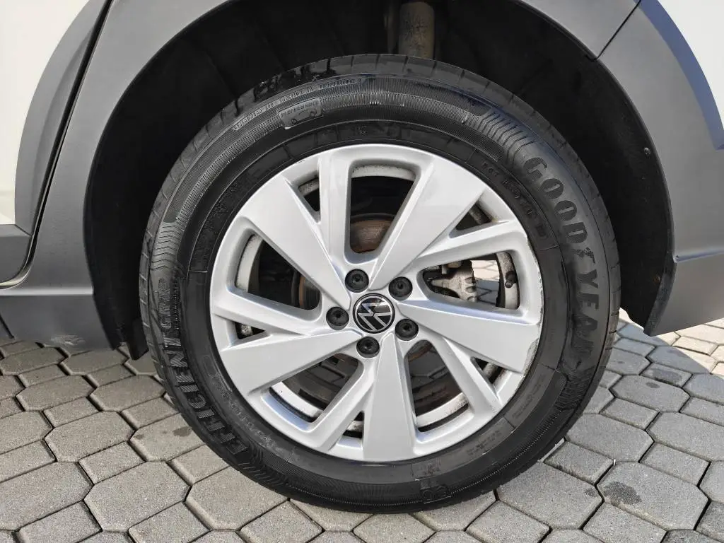 Volkswagen Taigo Life 7DSG  / 81kW