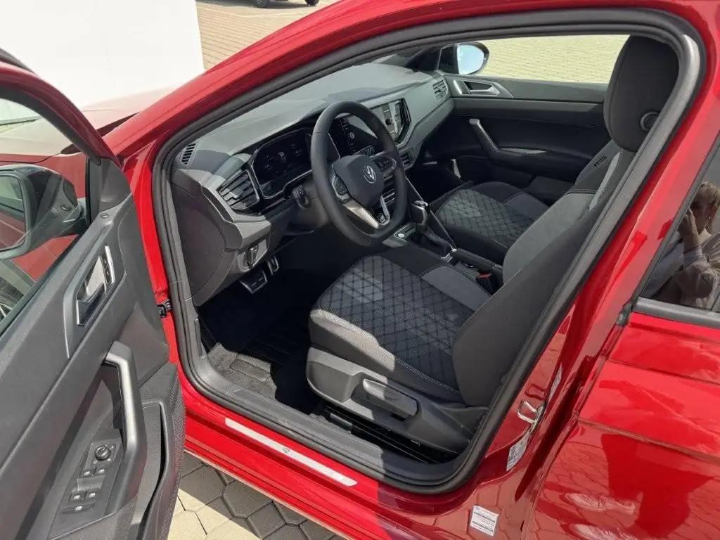 Volkswagen Taigo R-Line People 6G 1,0TSI / 85kW