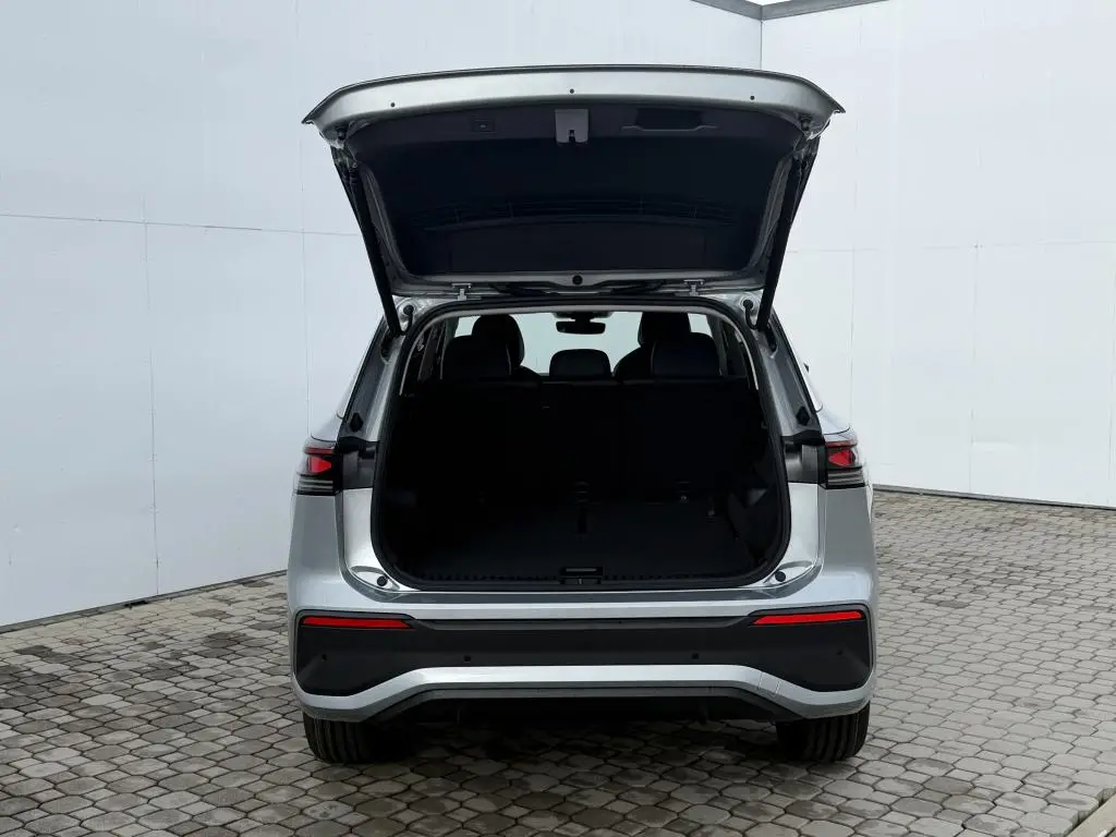 Volkswagen Tayron People 7DSG 2,0TDi / 110kW