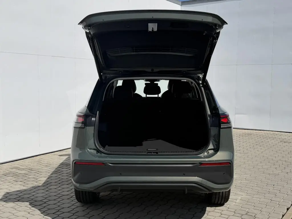 Volkswagen Tayron People 7DSG mHEV 1,5eTSi / 110kW