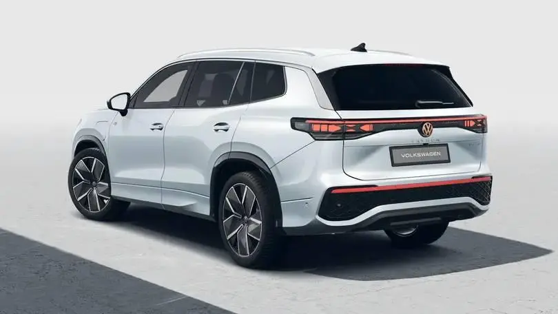 Volkswagen Tayron R-Line People 1,5 TSI 150kW eHybrid 6DSG