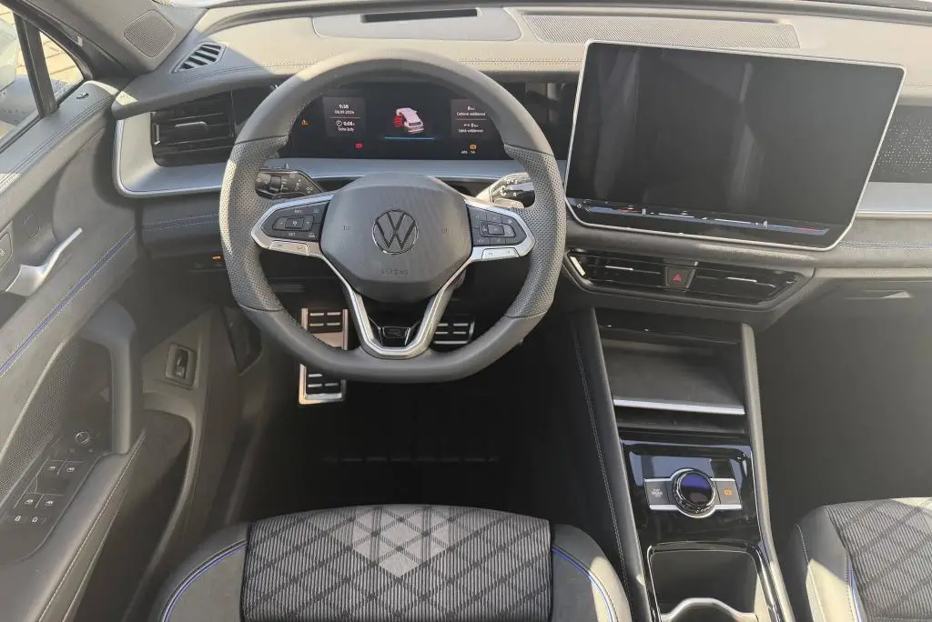 Volkswagen Tayron R-Line People 7DSG 4 2,0TSi / 150kW