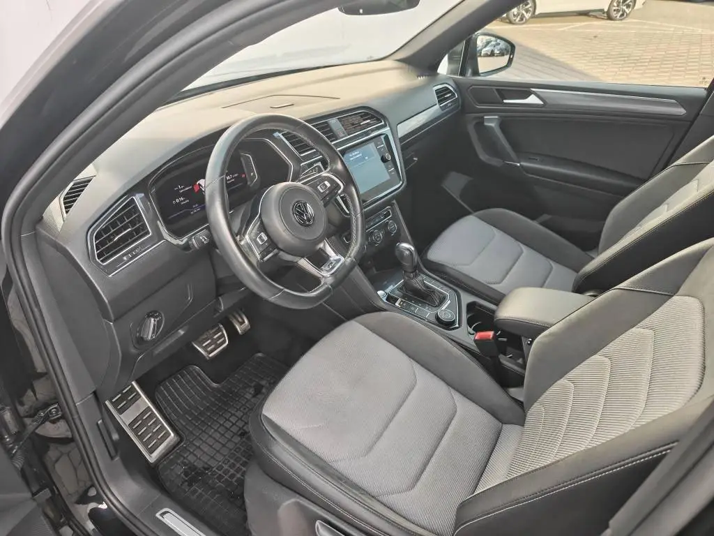Volkswagen Tiguan Allspace Highline R-Line 7DSG 4Motion 2.0TSI / 162kW