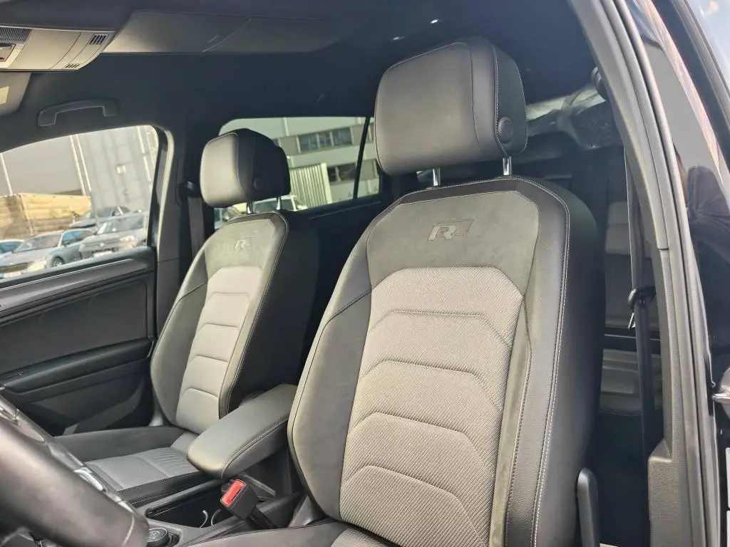 Volkswagen Tiguan Allspace Highline R-Line 7DSG 4Motion 2.0TSI / 162kW