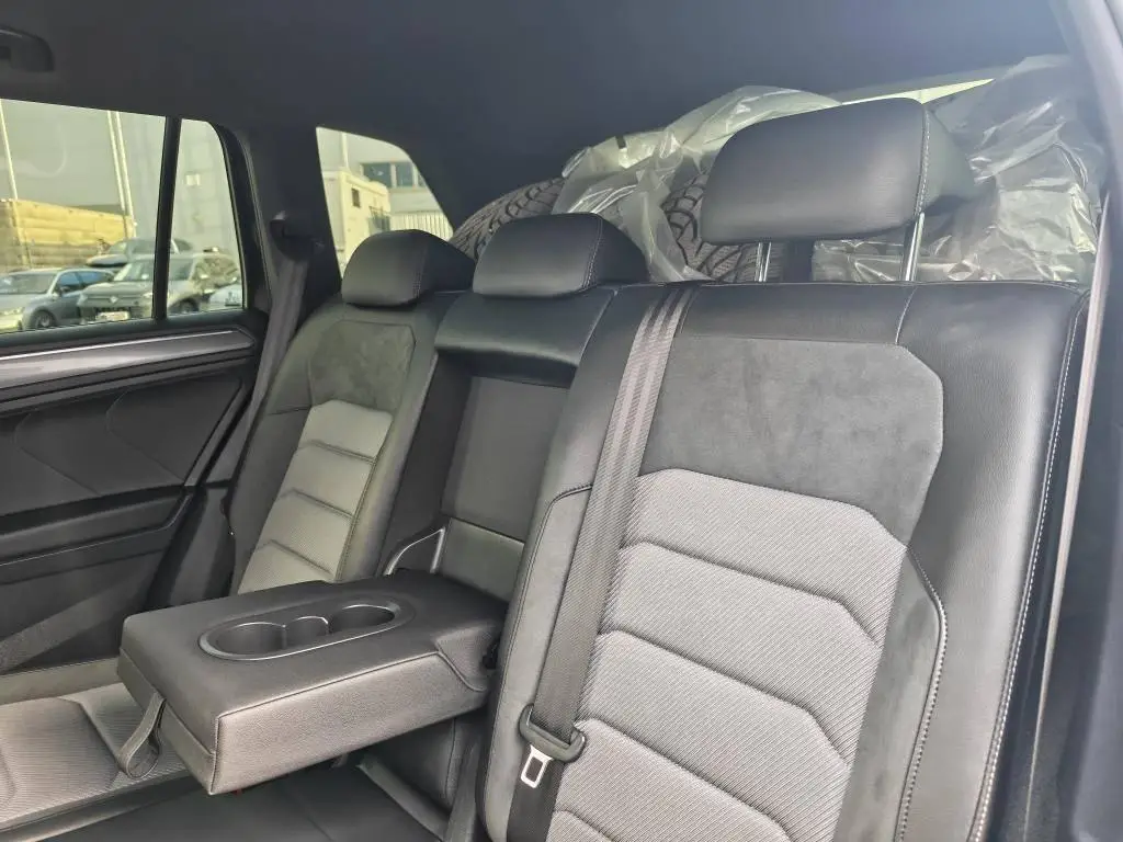 Volkswagen Tiguan Allspace Highline R-Line 7DSG 4Motion 2.0TSI / 162kW