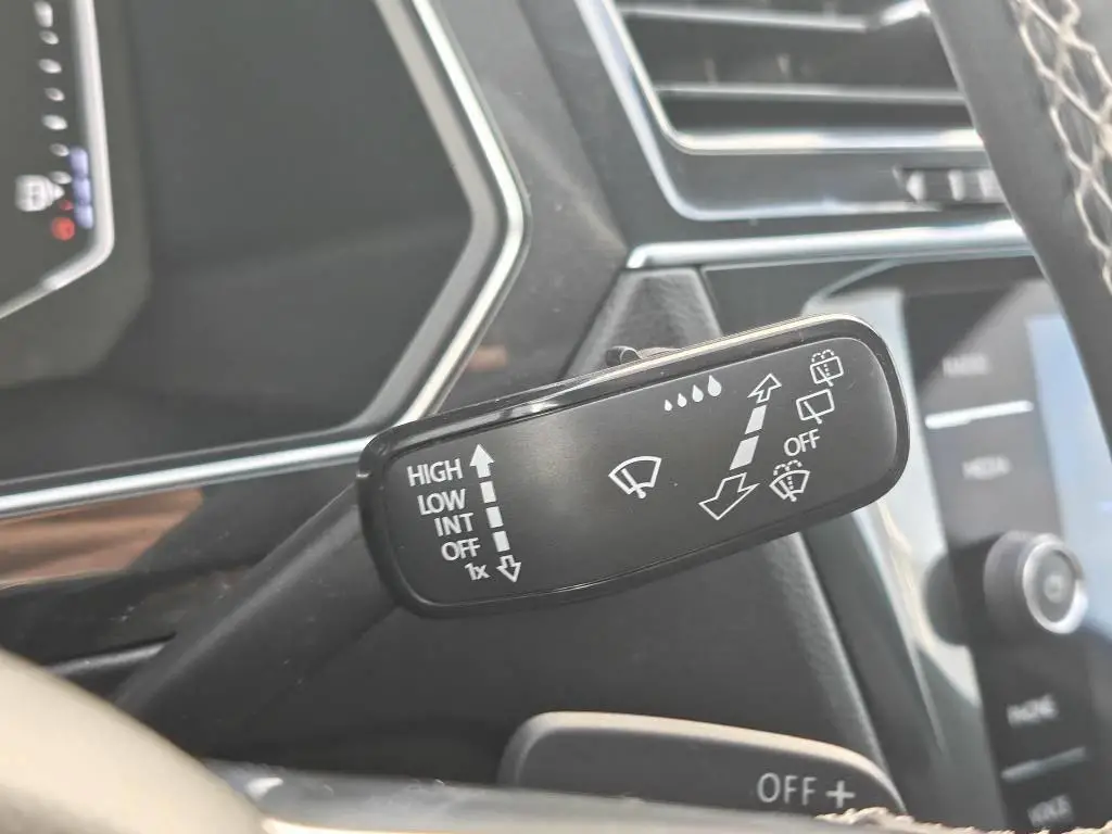 Volkswagen Tiguan Allspace Highline R-Line 7DSG 4Motion 2.0TSI / 162kW