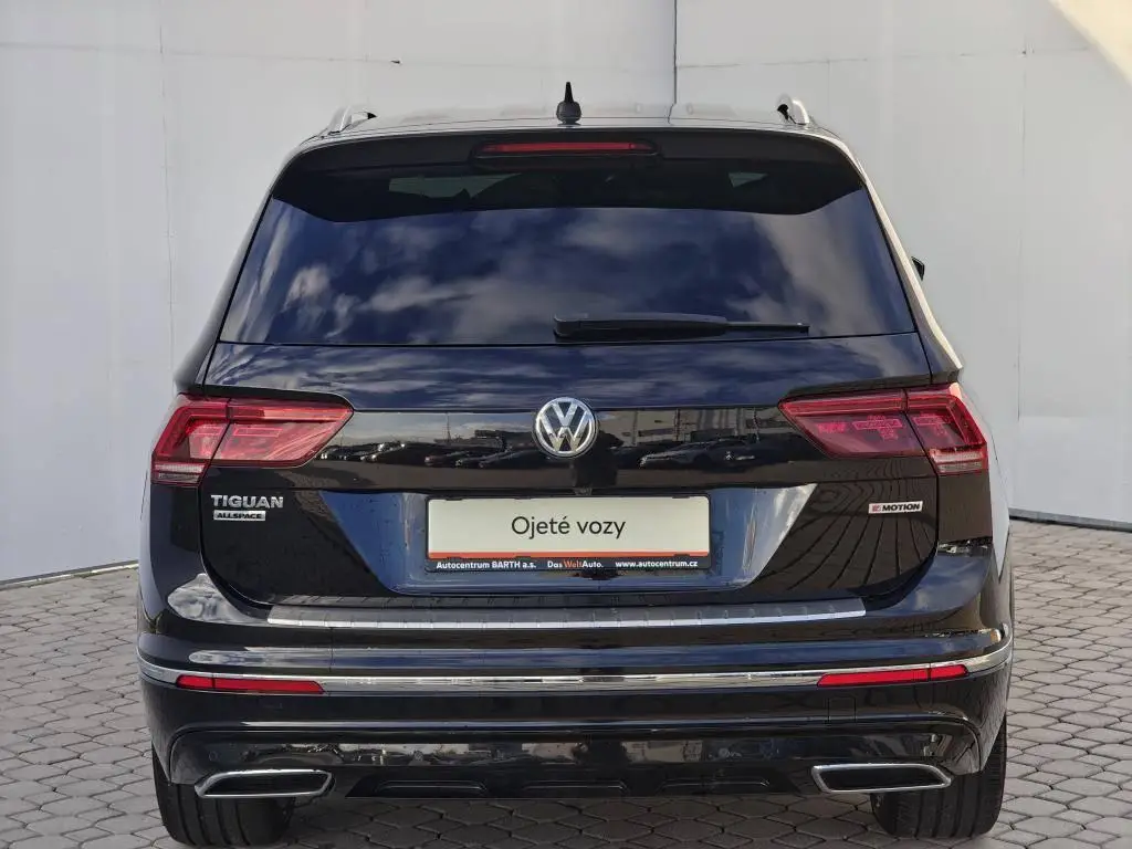 Volkswagen Tiguan Allspace Highline R-Line 7DSG 4Motion 2.0TSI / 162kW