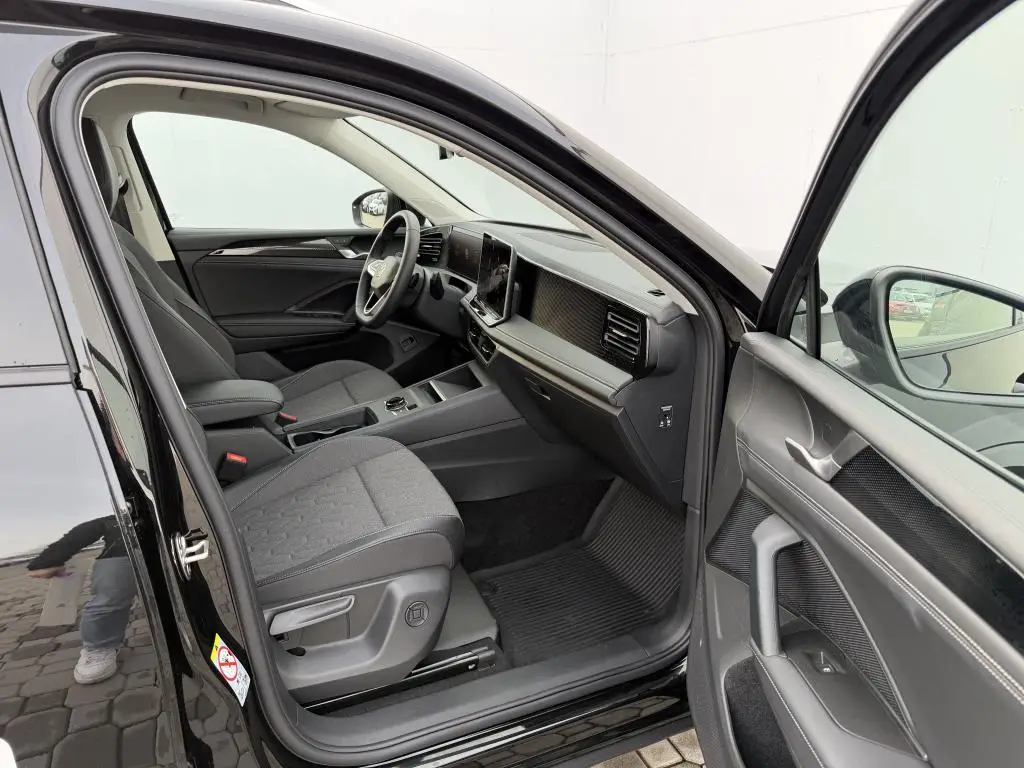 Volkswagen Tiguan People 7DSG mHEV 1,5eTSI / 96kW