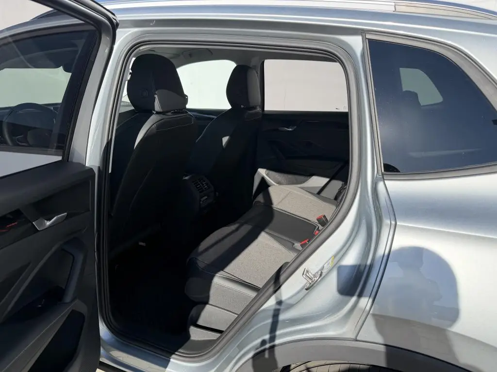 Volkswagen Tiguan People 7DSG mHEV 1,5eTSI / 96kW