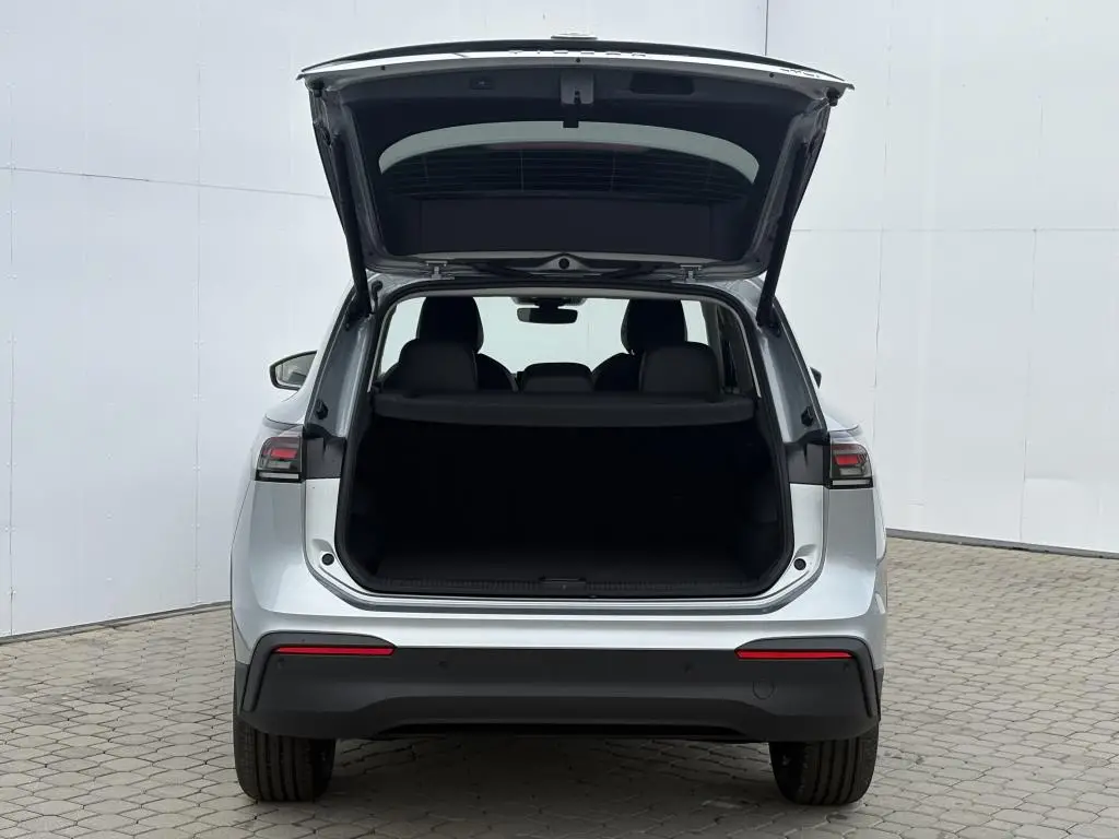 Volkswagen Tiguan People 7DSG mHEV 1,5eTSI / 96kW