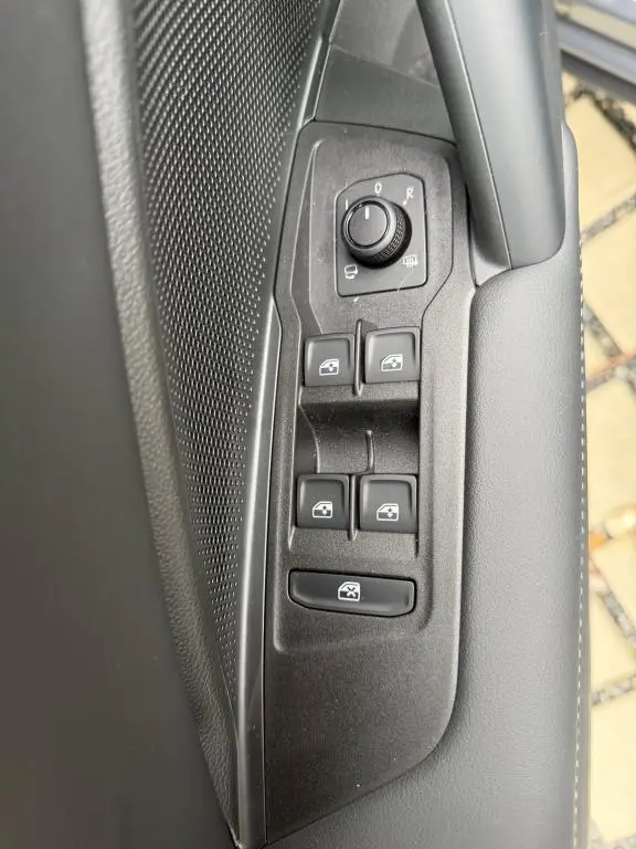 Volkswagen Tiguan People 7DSG mHEV 1,5eTSI / 96kW