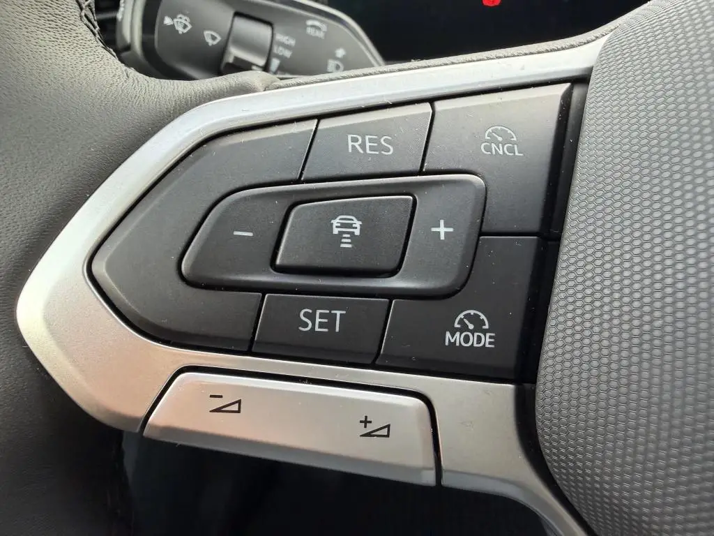 Volkswagen Tiguan People 7DSG mHEV 1,5eTSI / 96kW